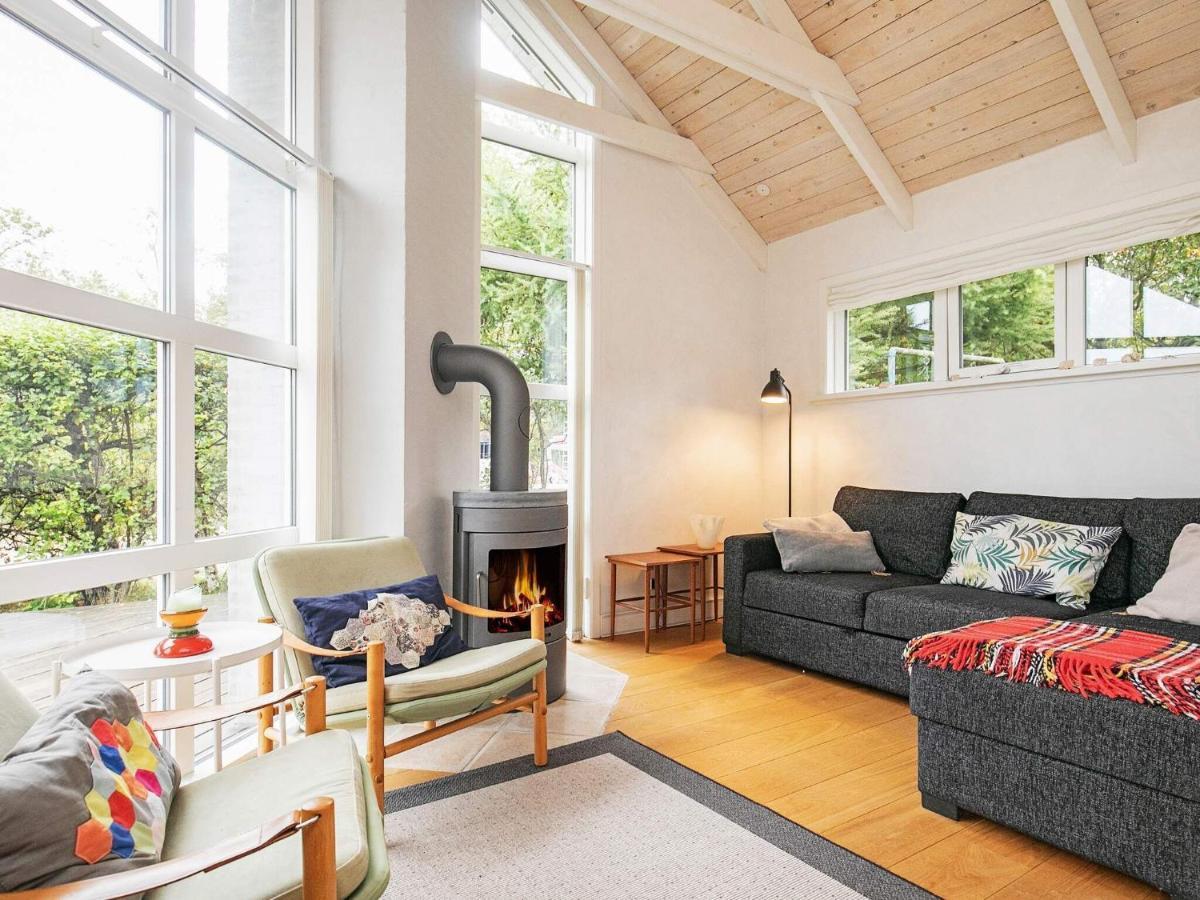 6 Person Holiday Home In เฟรเดริกส์ฮัฟน์ ภายนอก รูปภาพ